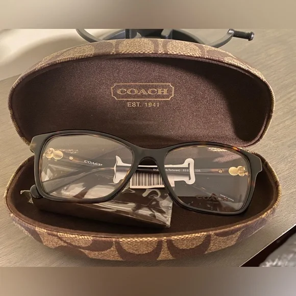 Coach frames